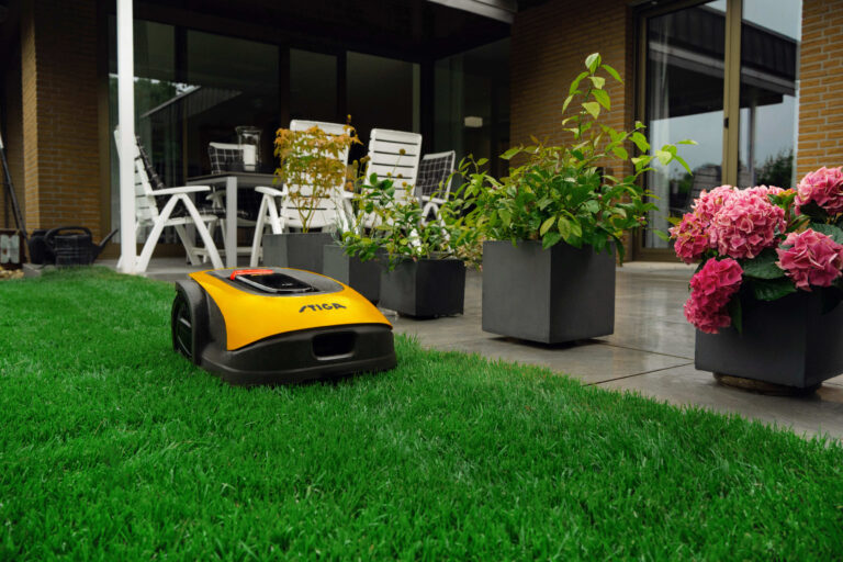 UH-821310_A300_2R7101328ST1_amb51